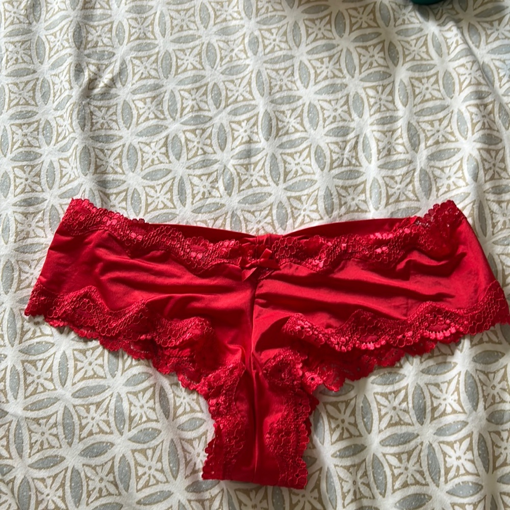 Victoria’s Secret Cheeky, lace trim,  back bow, detail panty.